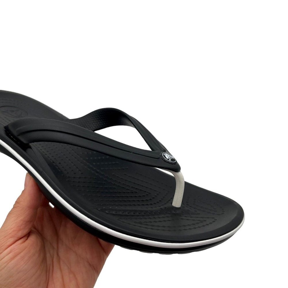 Crocs Men's Flip‎ Flop Sandal Size 9 Black Water Friendly Lightweight & Comfy - Picture 3 of 16